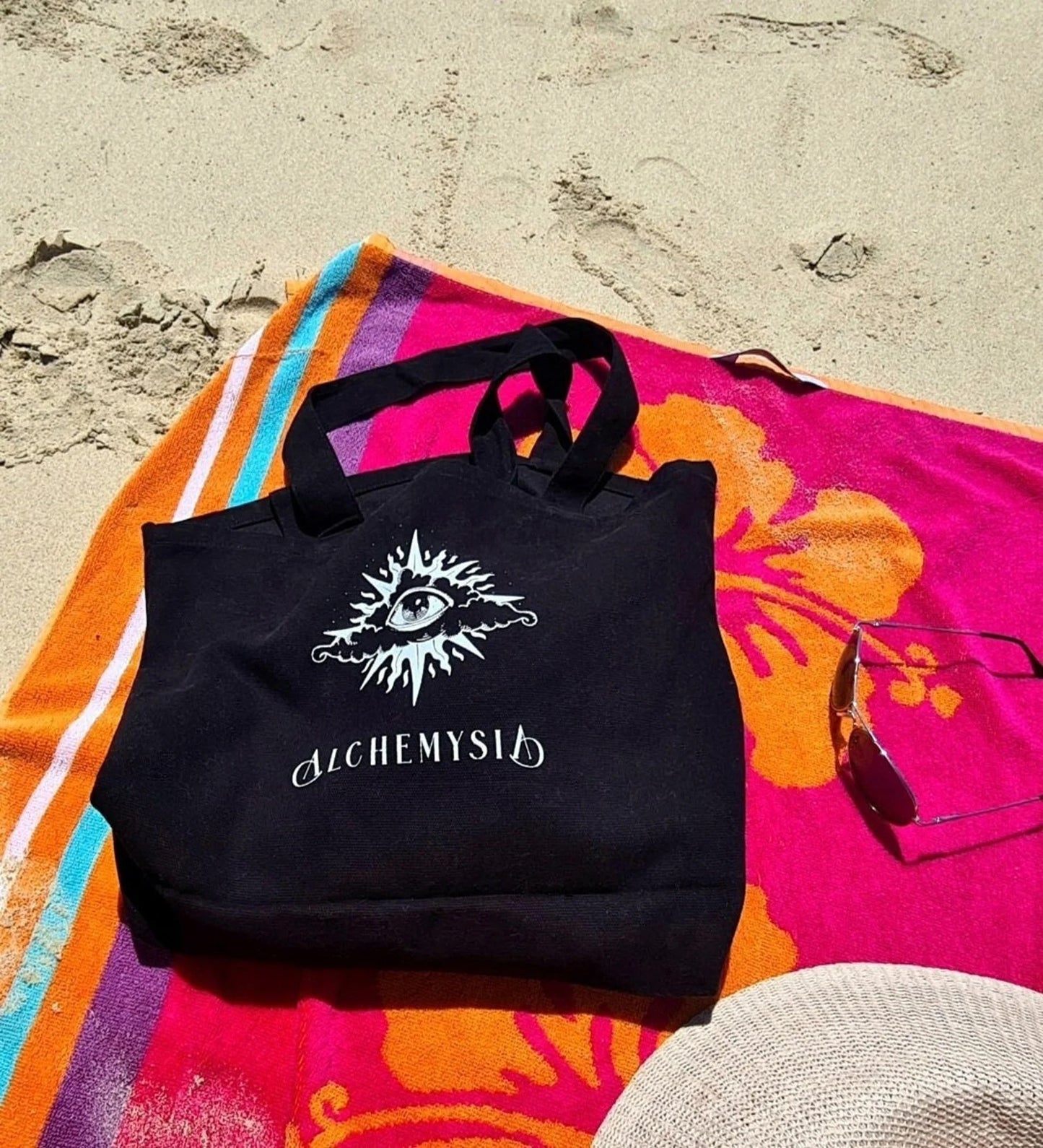 SIGNATURE CANVAS TOTE