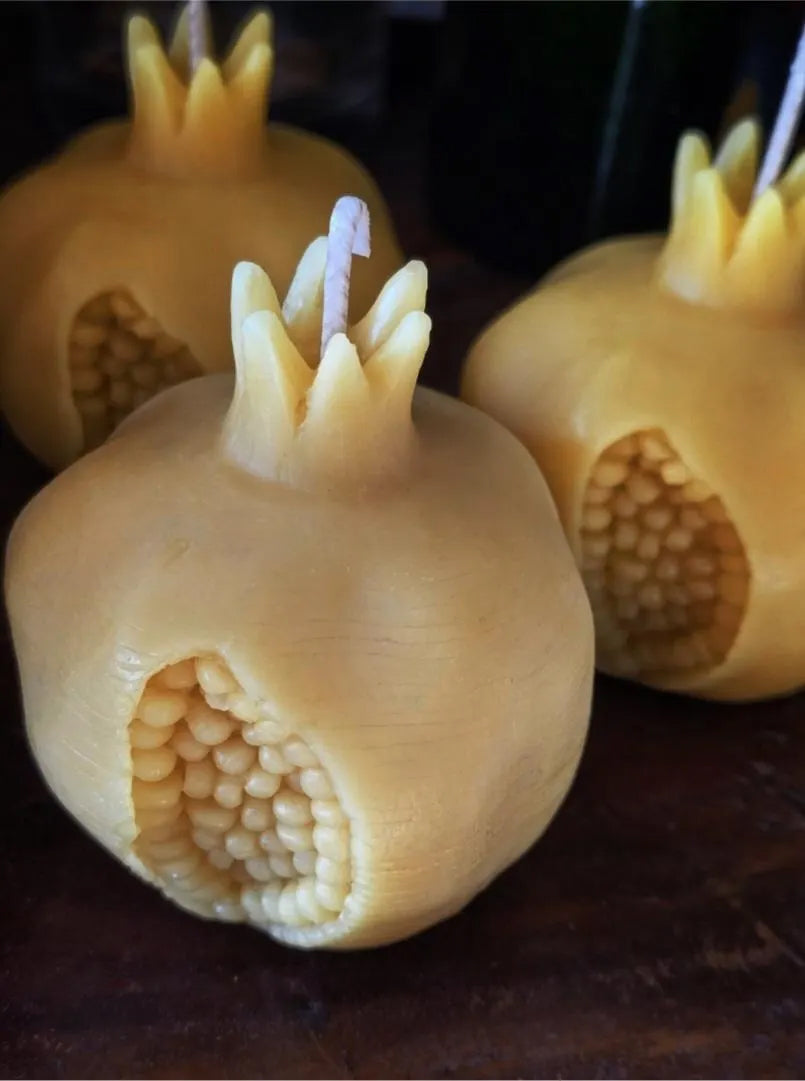 Beeswax Pomegranate Candle